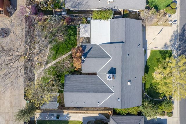 2543 15th Avenue, Kingsburg, CA 93631