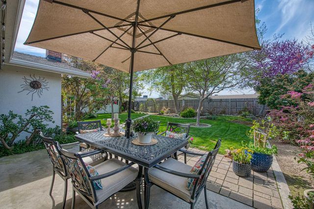 2543 15th Avenue, Kingsburg, CA 93631