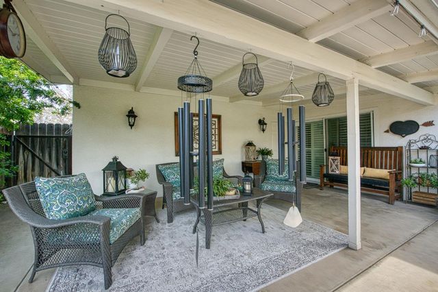 2543 15th Avenue, Kingsburg, CA 93631