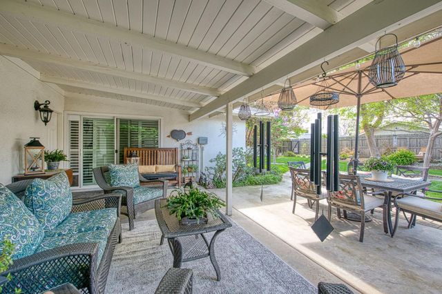 2543 15th Avenue, Kingsburg, CA 93631