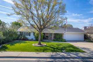 2543 15th Avenue, Kingsburg, CA 93631