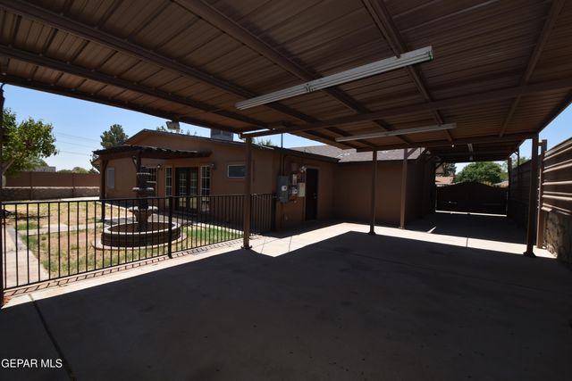 10800 SAIGON Drive, El Paso, TX 79925