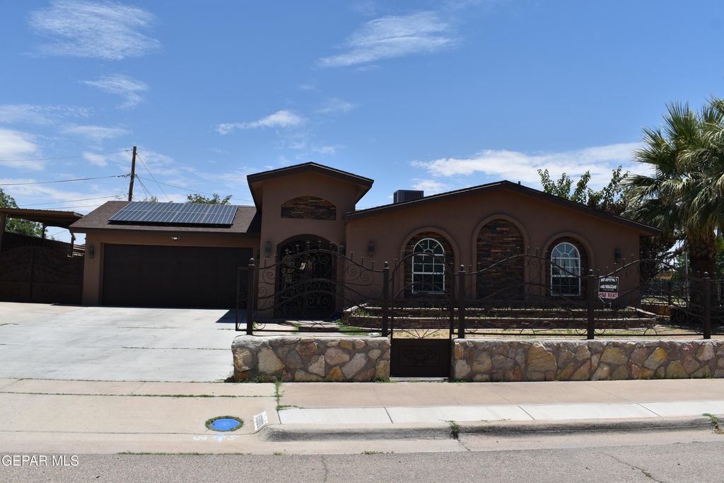 10800 SAIGON Drive, El Paso, TX 79925