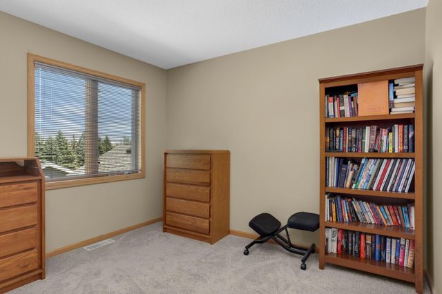 527 Hackmore Drive, Eagan, MN 55123
