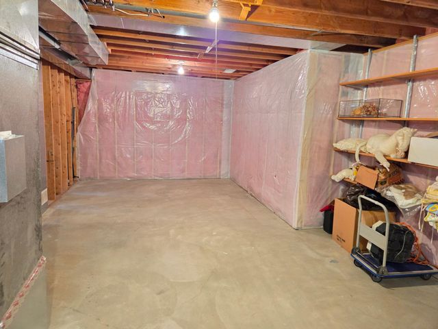 527 Hackmore Drive, Eagan, MN 55123