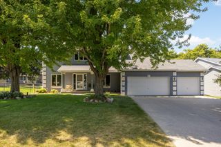 527 Hackmore Drive, Eagan, MN 55123
