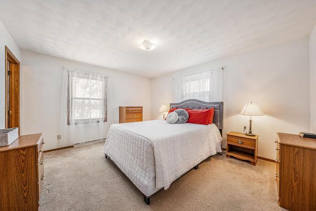 1112 ORIOLE DRIVE, Kaukauna, WI 54130