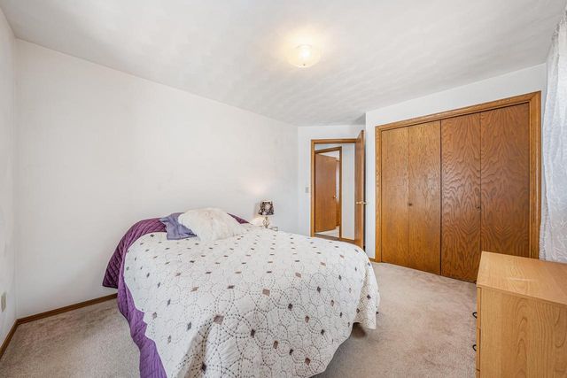 1112 ORIOLE DRIVE, Kaukauna, WI 54130