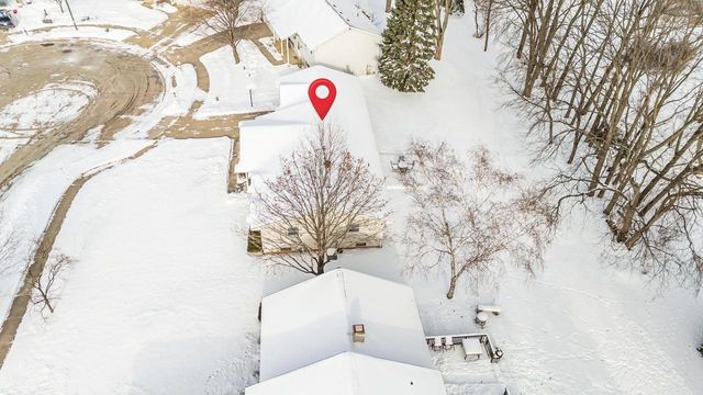 1112 ORIOLE DRIVE, Kaukauna, WI 54130