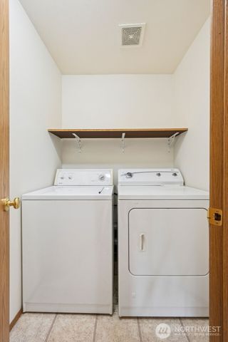 11026 11028 120th Street Ct E, Puyallup, WA 98374