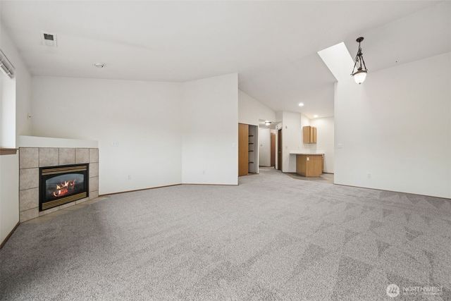 11026 11028 120th Street Ct E, Puyallup, WA 98374