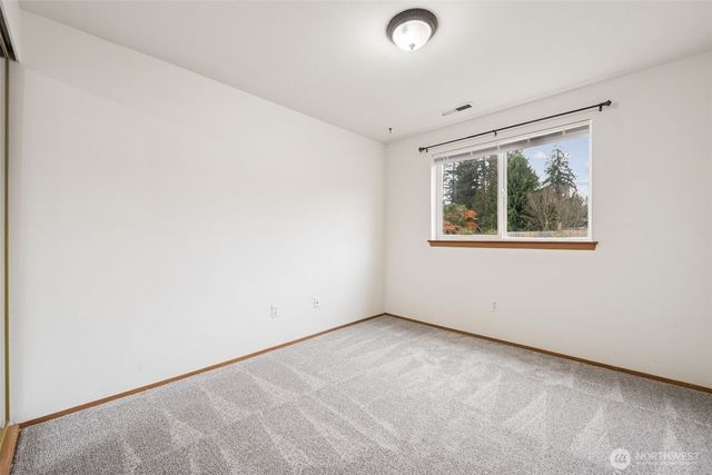 11026 11028 120th Street Ct E, Puyallup, WA 98374