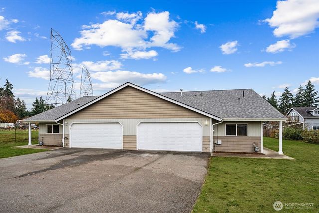 11026 11028 120th Street Ct E, Puyallup, WA 98374