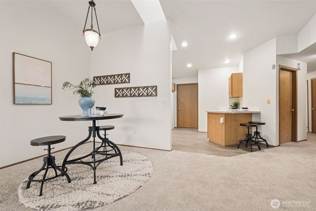 11026 11028 120th Street Ct E, Puyallup, WA 98374