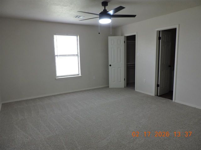 2408 NE 35th St, Lawton, OK 73507