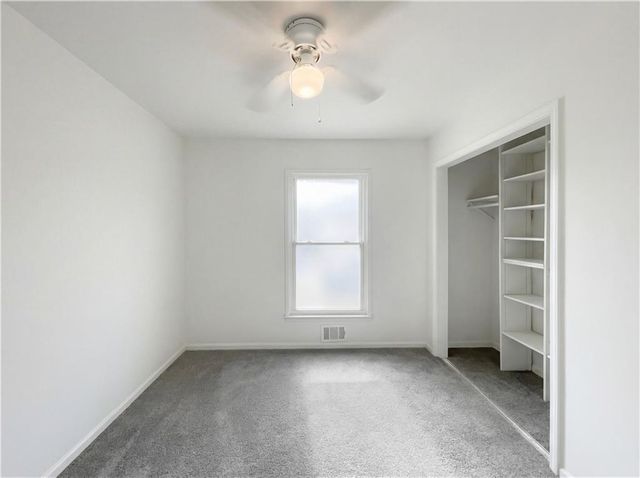 14600 E 33rd Street, Independence, MO 64055