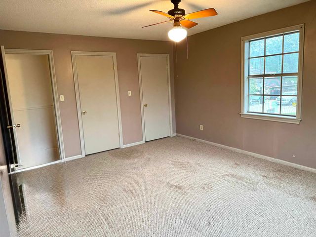 1625 Chatsworth Dr, Morgan City, LA 70380