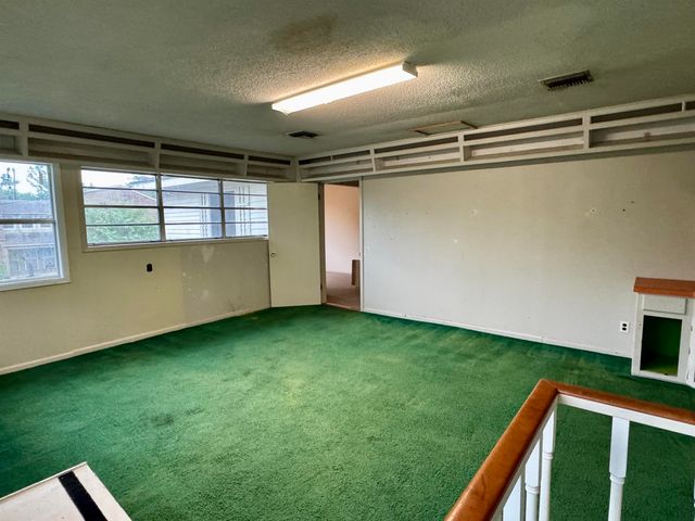 1625 Chatsworth Dr, Morgan City, LA 70380