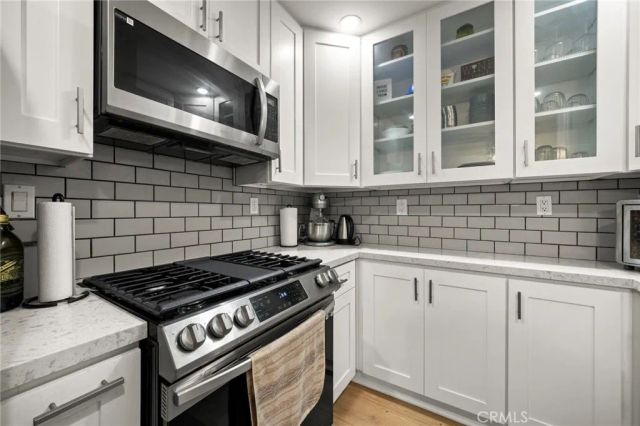 2452 Chelsea Place M, Santa Monica, CA 90404