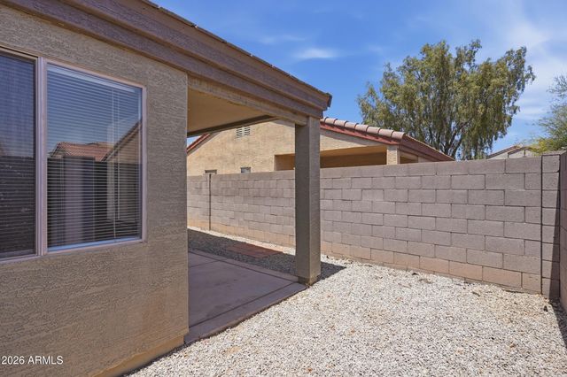 8336 W HAMMOND Lane, Tolleson, AZ 85353