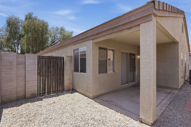 8336 W HAMMOND Lane, Tolleson, AZ 85353