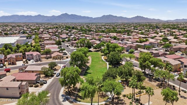 8336 W HAMMOND Lane, Tolleson, AZ 85353