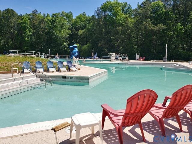 2806 Fairgate Rd, Chesterfield, VA 23112