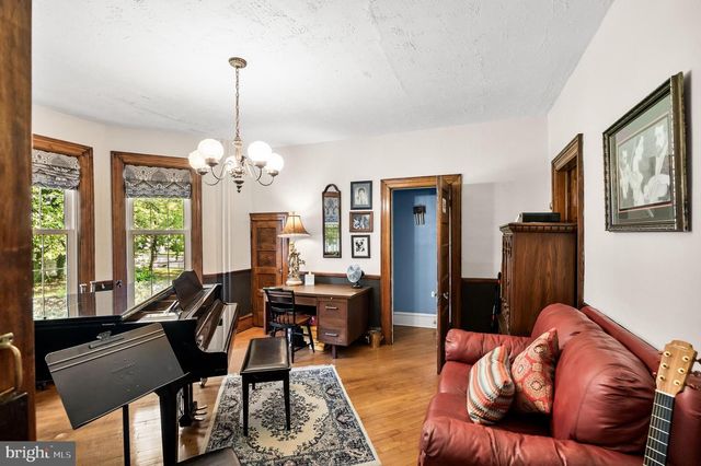 329 CINNAMINSON AVE, Palmyra, NJ 08065