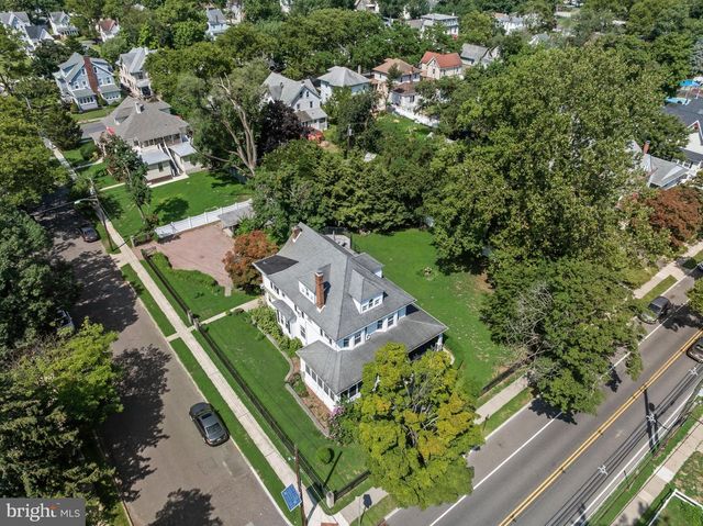 329 CINNAMINSON AVE, Palmyra, NJ 08065