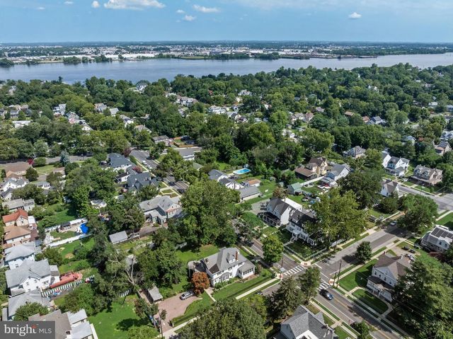 329 CINNAMINSON AVE, Palmyra, NJ 08065
