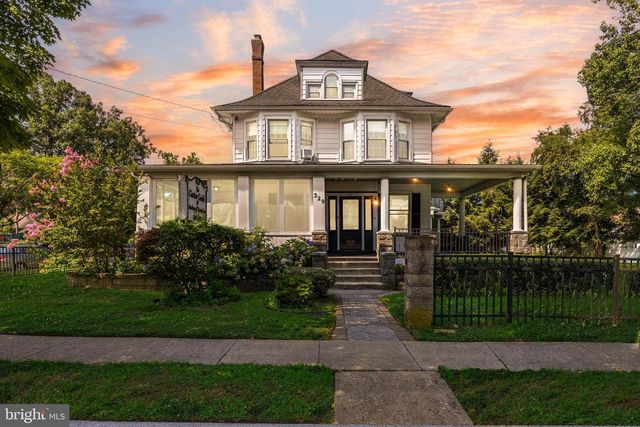 329 CINNAMINSON AVE, Palmyra, NJ 08065