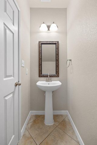 13713 Glen Mark DR, Manor, TX 78653