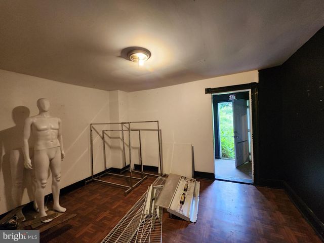 3409 GREENMOUNT AVE, Baltimore, MD 21218