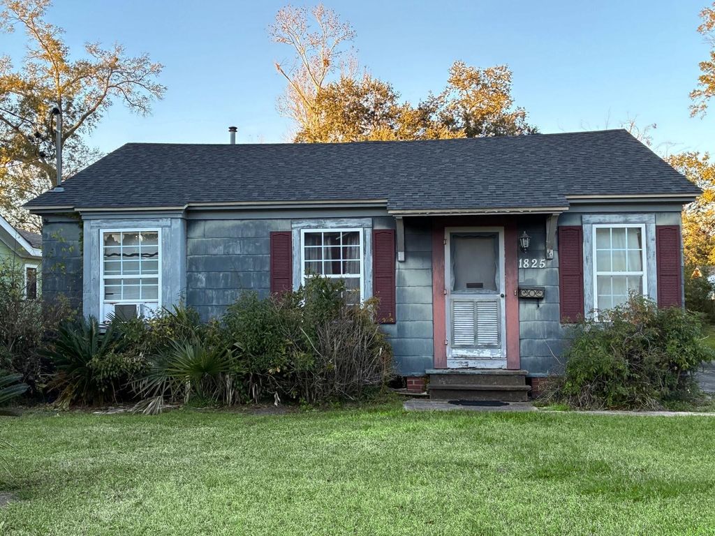 1825 7th St, Lake Charles, LA 70601