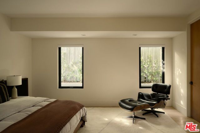 410 Doheny Road, Beverly Hills, CA 90210