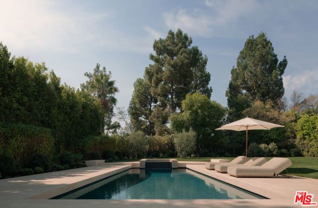 410 Doheny Road, Beverly Hills, CA 90210