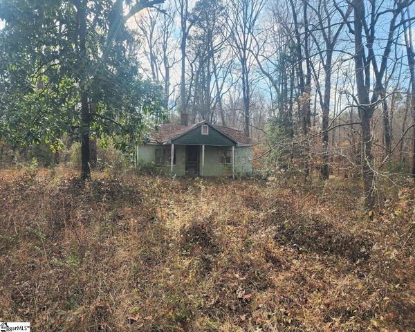 3068 Warrior Creek Church Road, Gray Court, SC 29645