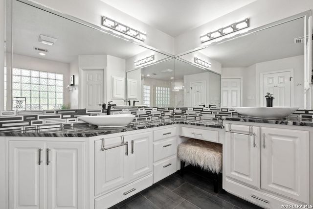 17334 Fountain Mist, San Antonio, TX 78248