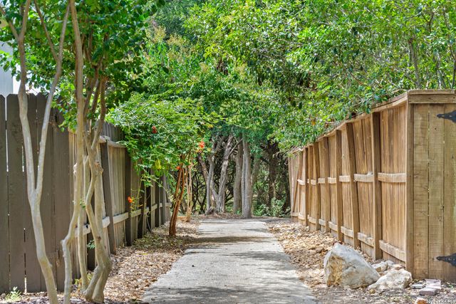 17334 Fountain Mist, San Antonio, TX 78248