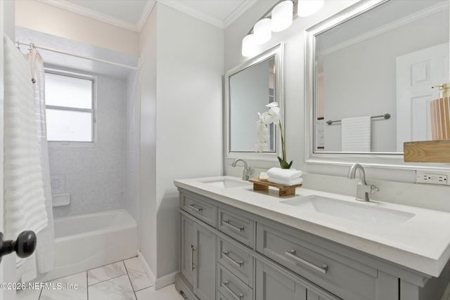 8631 SAN SERVERA Drive E, Jacksonville, FL 32217