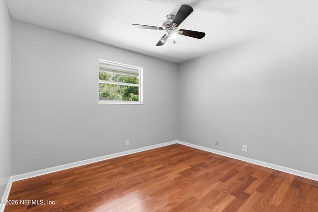 8631 SAN SERVERA Drive E, Jacksonville, FL 32217