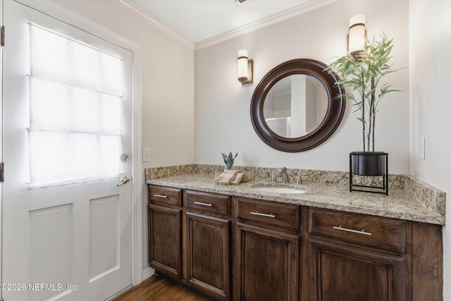 8631 SAN SERVERA Drive E, Jacksonville, FL 32217