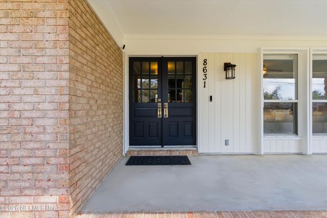 8631 SAN SERVERA Drive E, Jacksonville, FL 32217