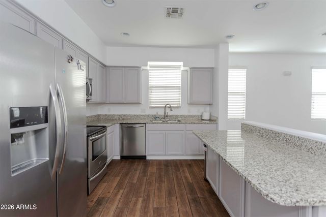 1828 N 77TH Glen, Phoenix, AZ 85035