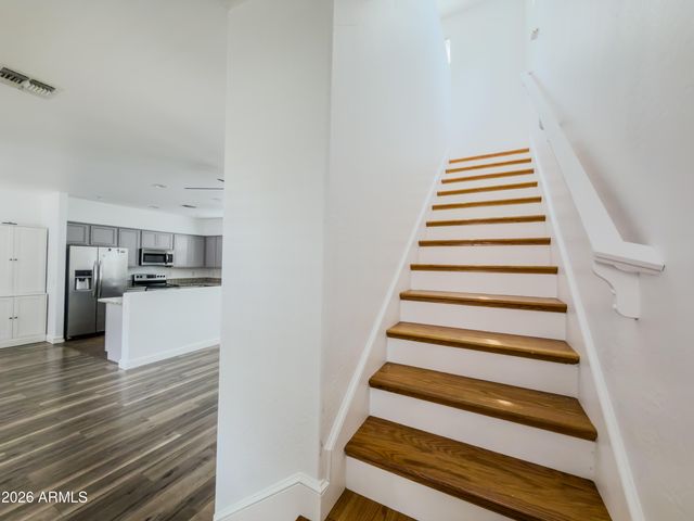 1828 N 77TH Glen, Phoenix, AZ 85035