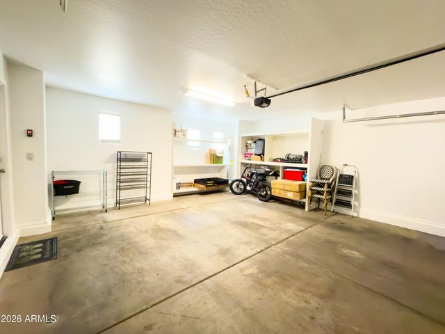 1828 N 77TH Glen, Phoenix, AZ 85035