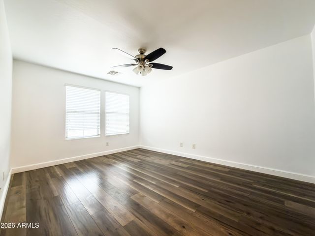 1828 N 77TH Glen, Phoenix, AZ 85035