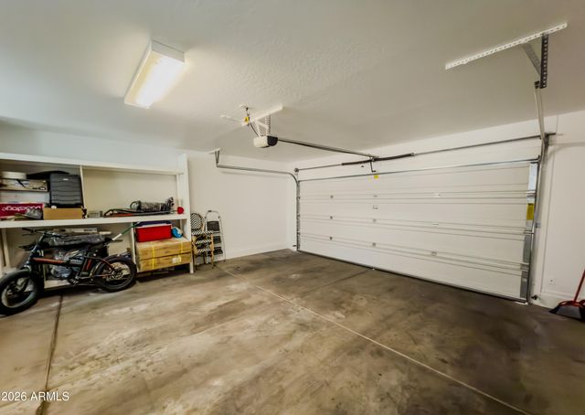 1828 N 77TH Glen, Phoenix, AZ 85035