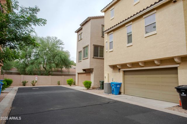 1828 N 77TH Glen, Phoenix, AZ 85035