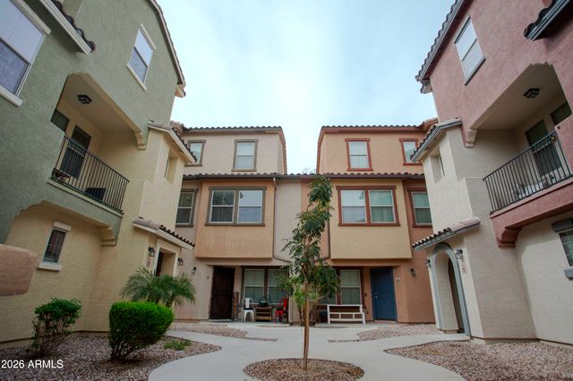 1828 N 77TH Glen, Phoenix, AZ 85035
